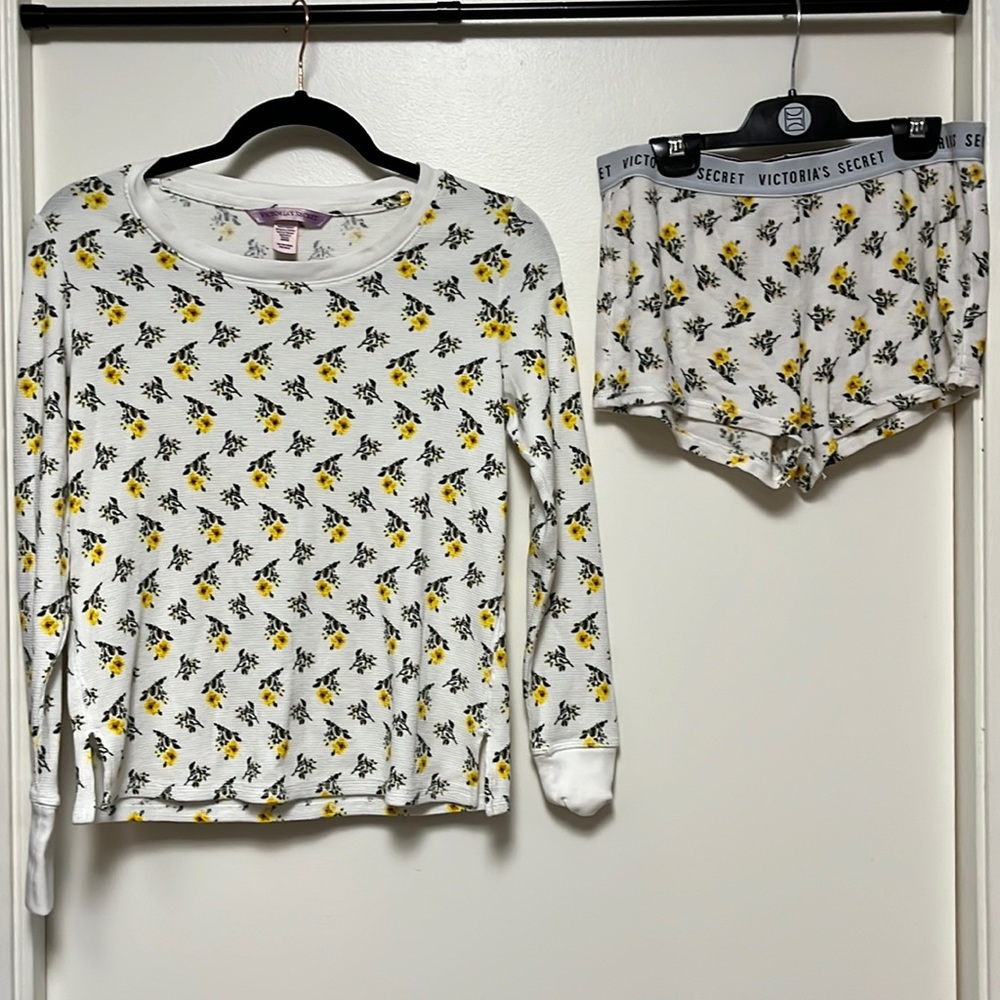 Victorias Secret 4 Piece Set